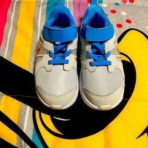 New without tags Nike 9c toddler shoes